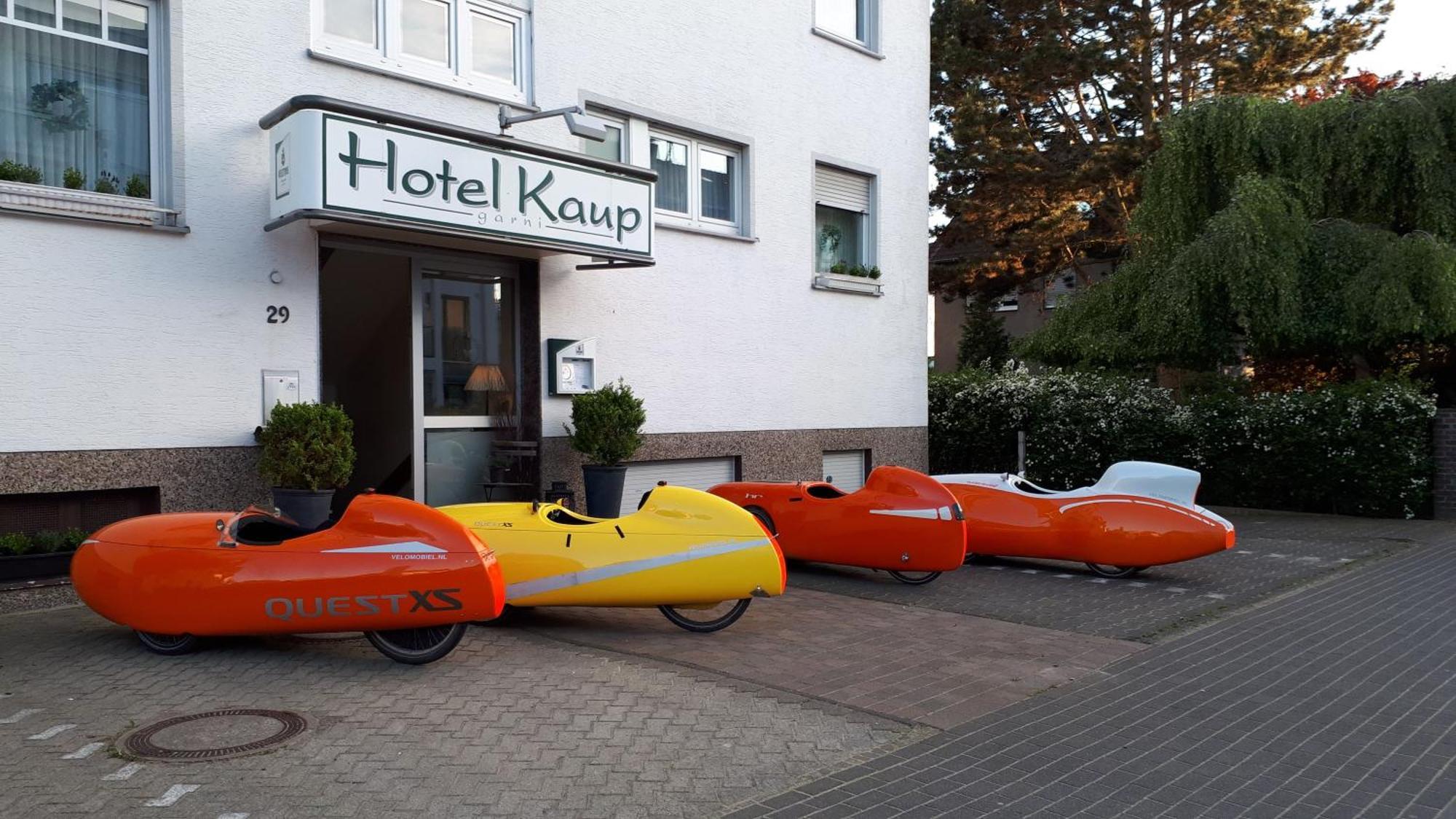 Hotel Kaup Падерборн Екстериор снимка